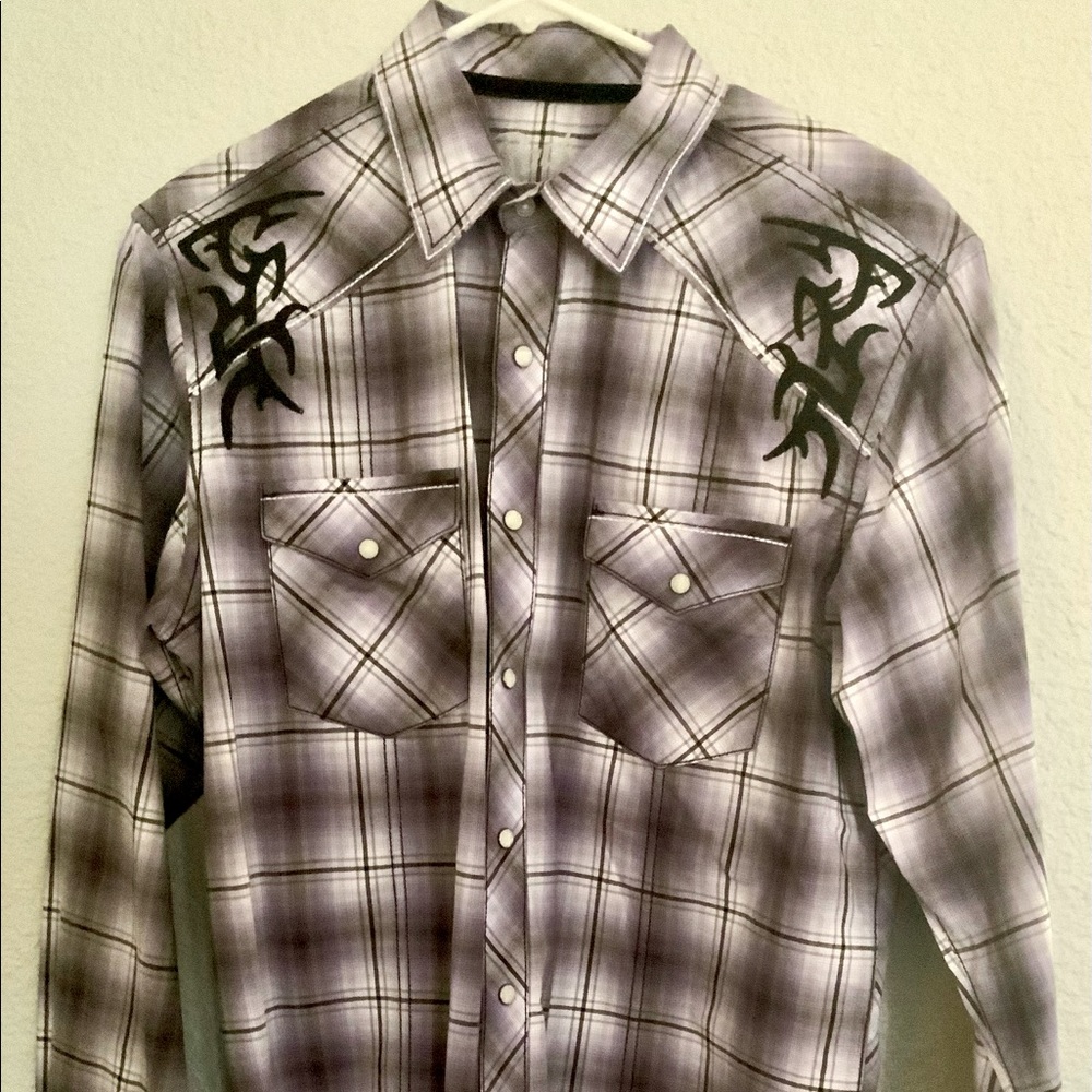 Wrangler Rock 47 embroidered button down shirt